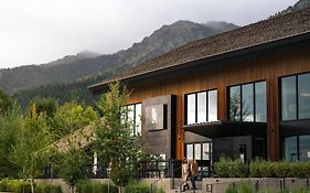 Continuum Hotel